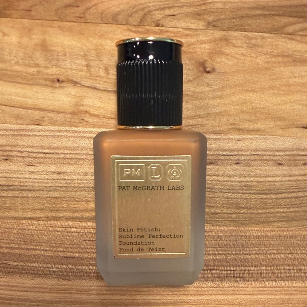 Pat McGrath Skin Fetish Sublime Perfection Foundation - Warm Tan. MEDIUM DEEP